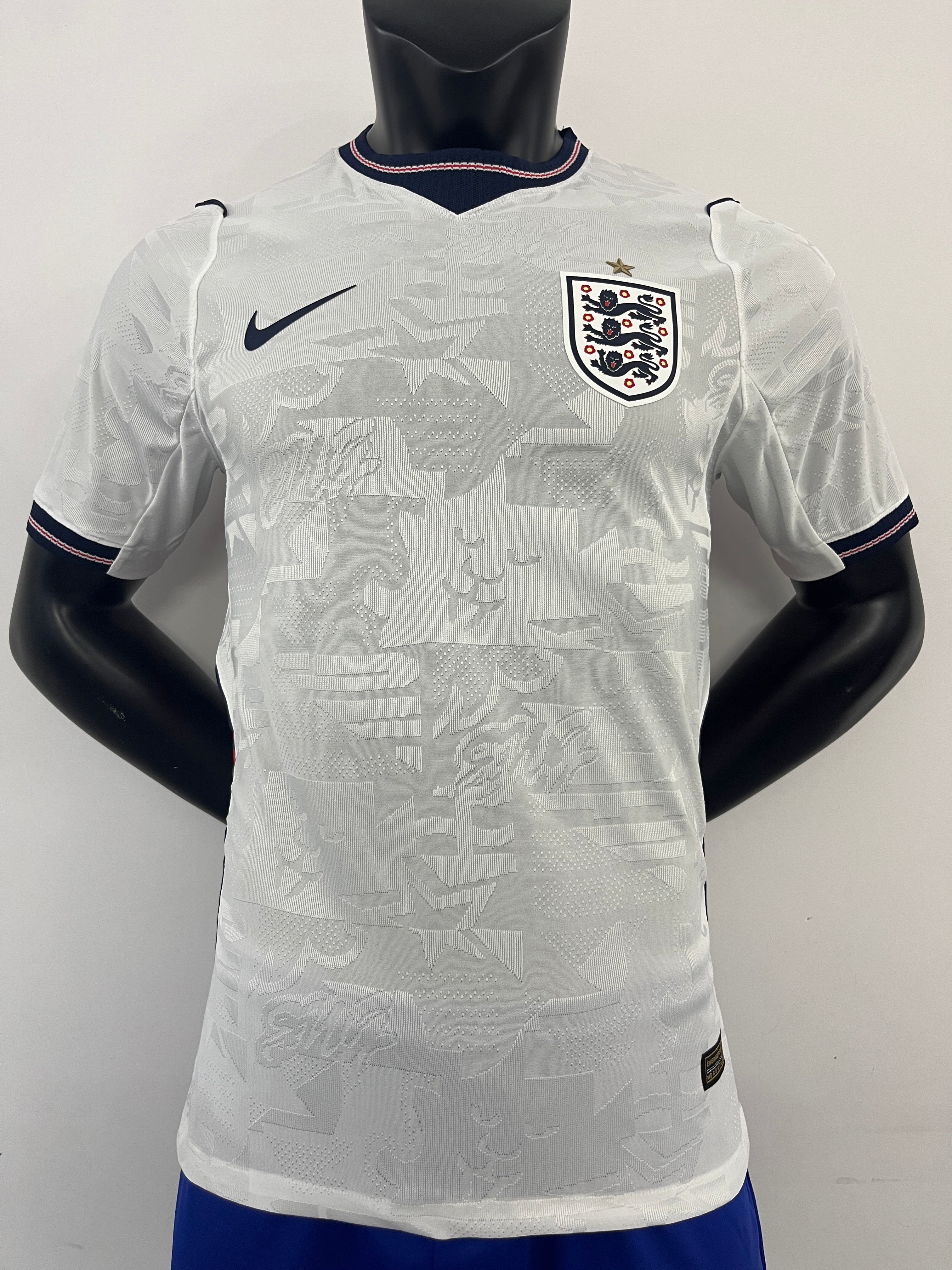 ENGELAND 26/27